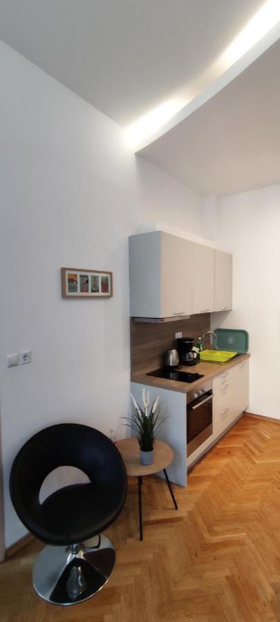 Apartment Milani With Private Garage Opatija Exterior photo